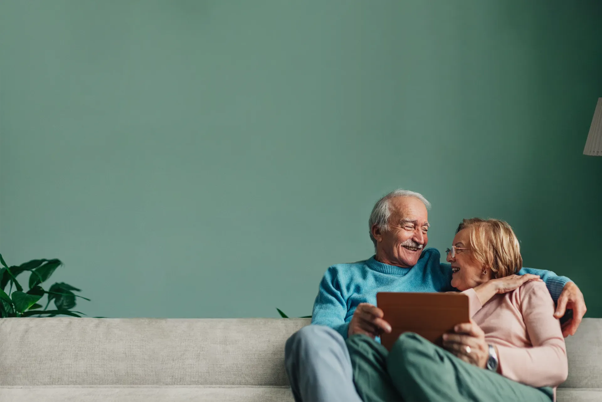 A descriptive alt text for your hero image